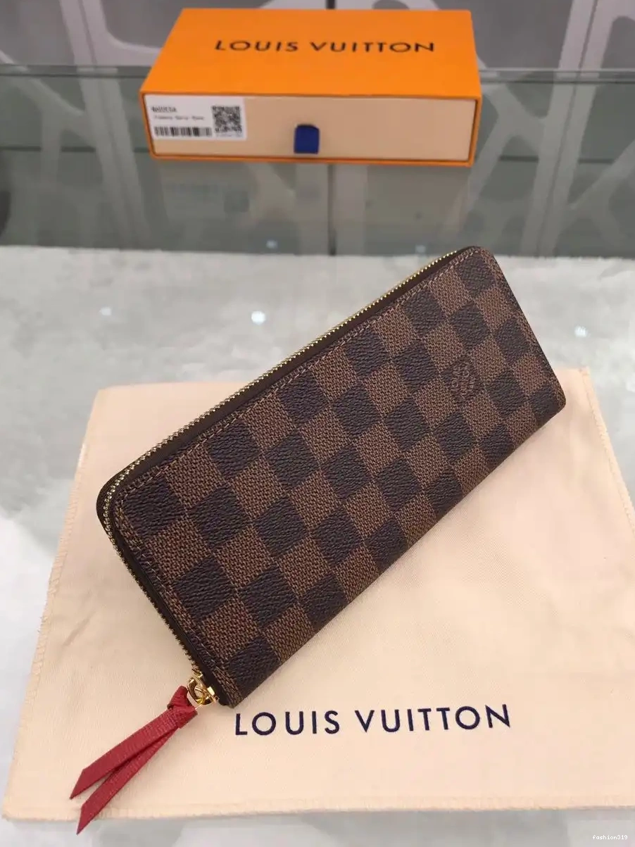 LOUIS ZIPPY VUITTON 0405